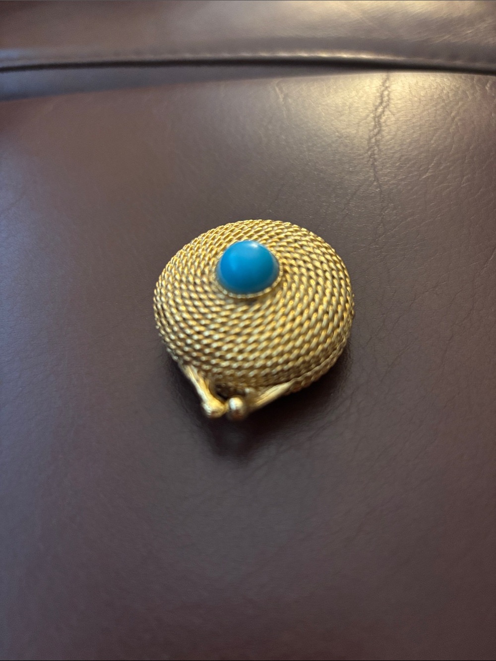Vintage Estée Lauder Faux Turquoise Solid Perfume Compact Empty C-1
